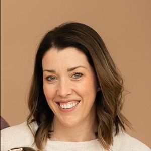 Meet your Posher, Renee